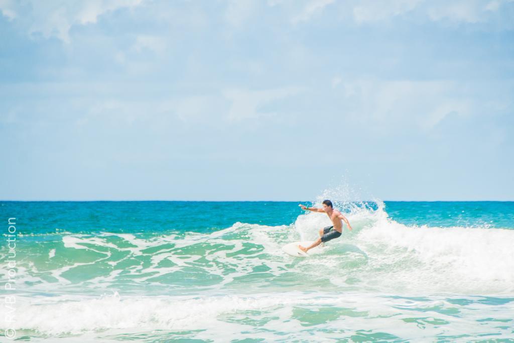 Kame Surf Camp 호텔 아시니 외부 사진